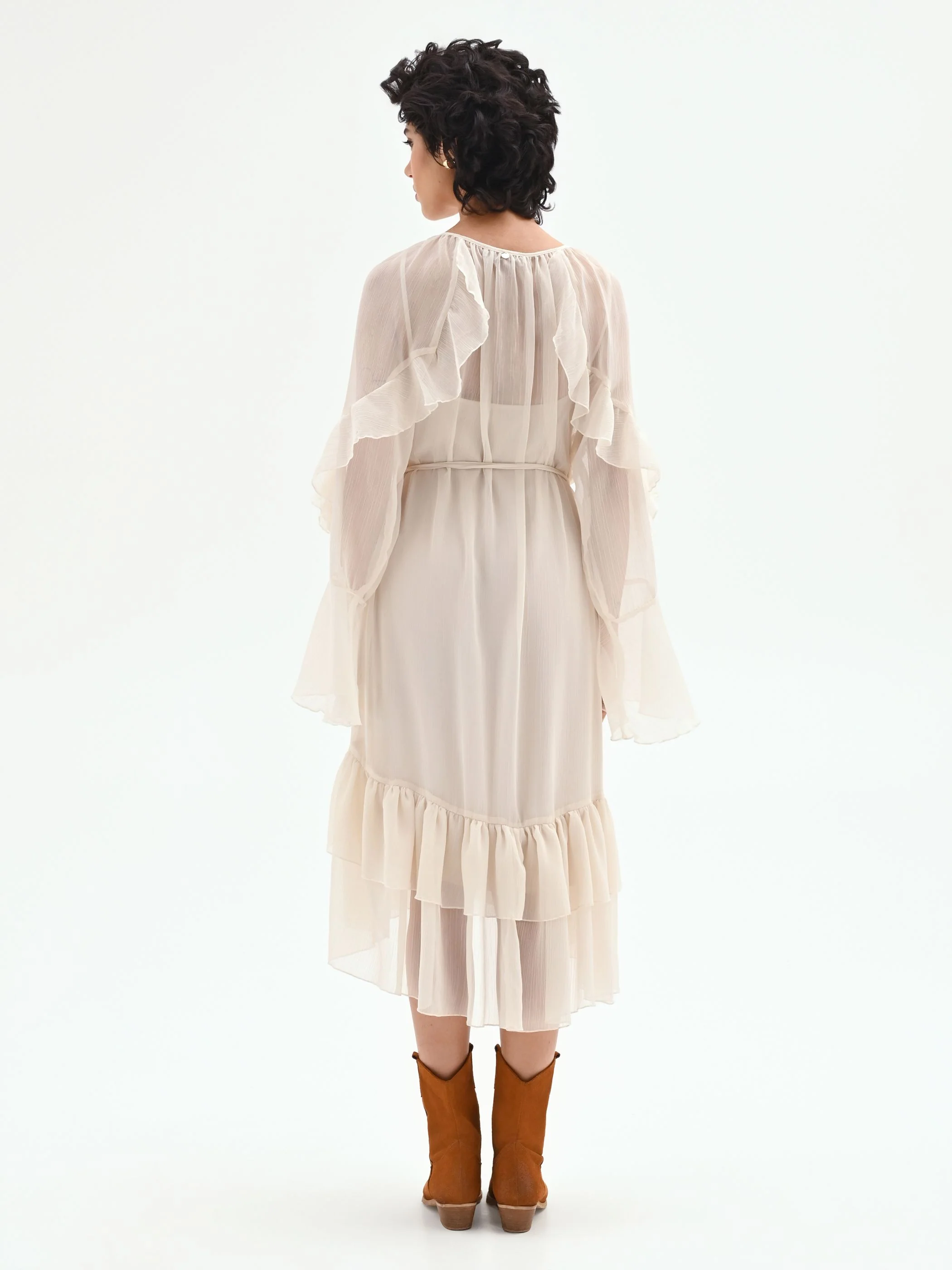 Abito bianco con rouches - Image 2