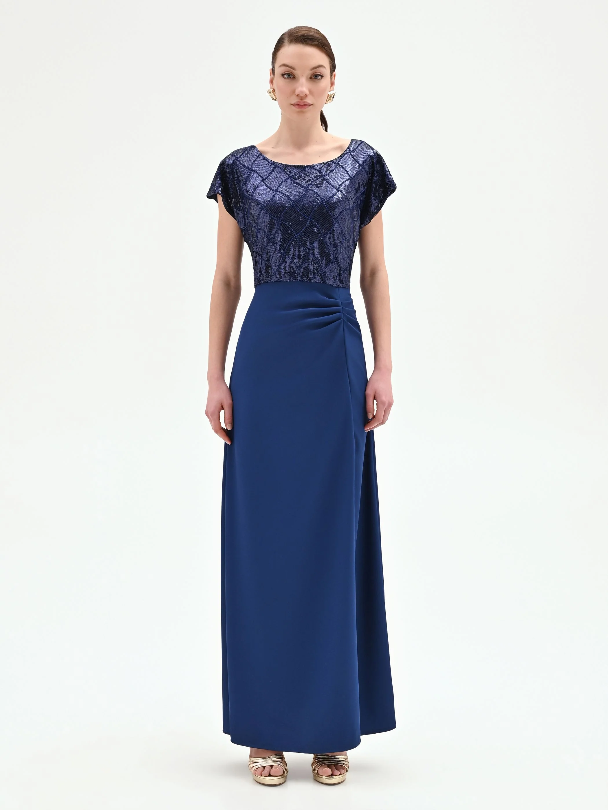 Abito lungo blu brillante con corpino di paillettes