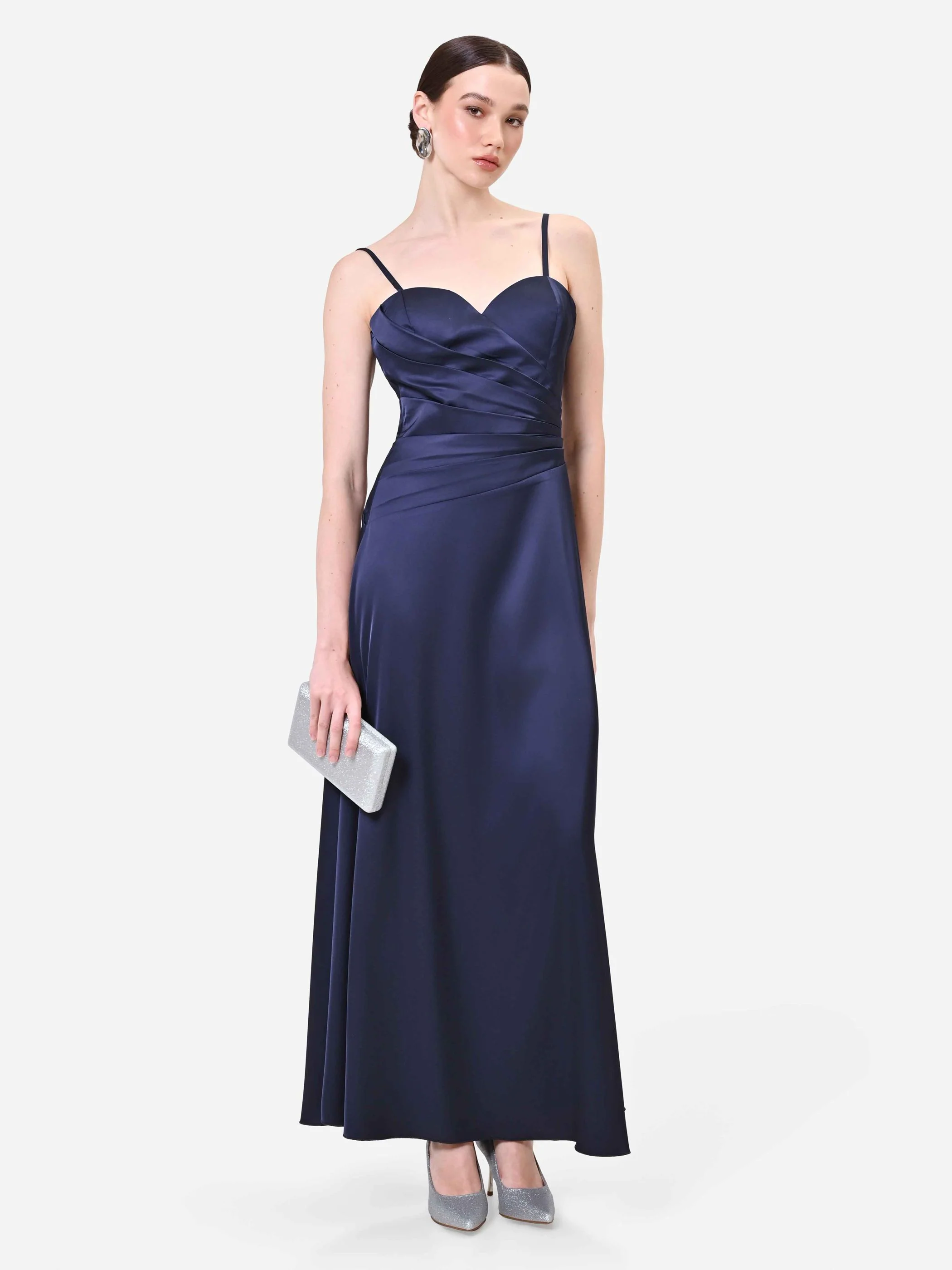 Abito lungo blu navy con drappeggio incrociato - Image 5
