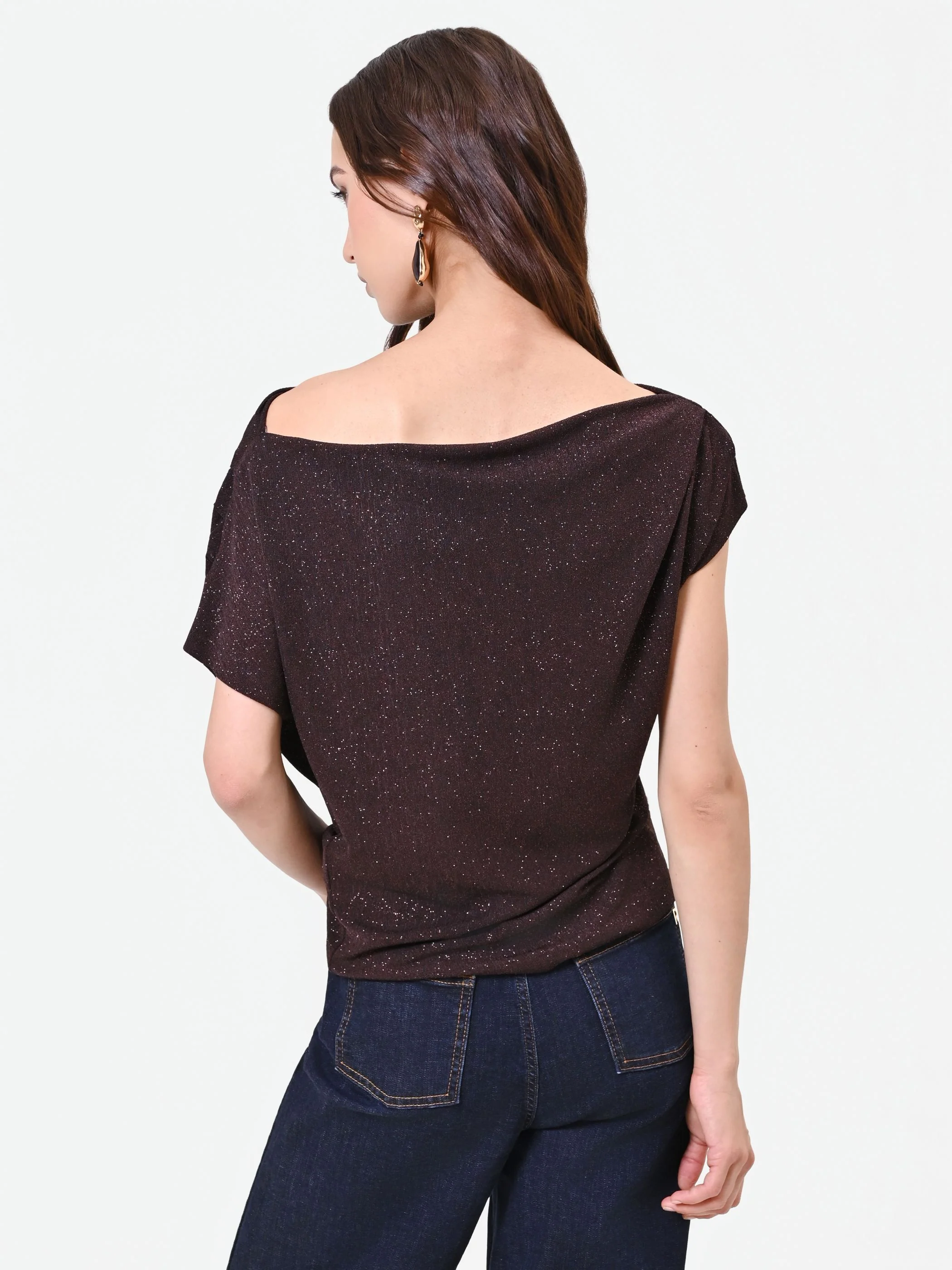 Blusa marrone con drappeggio asimmetrico - Image 3