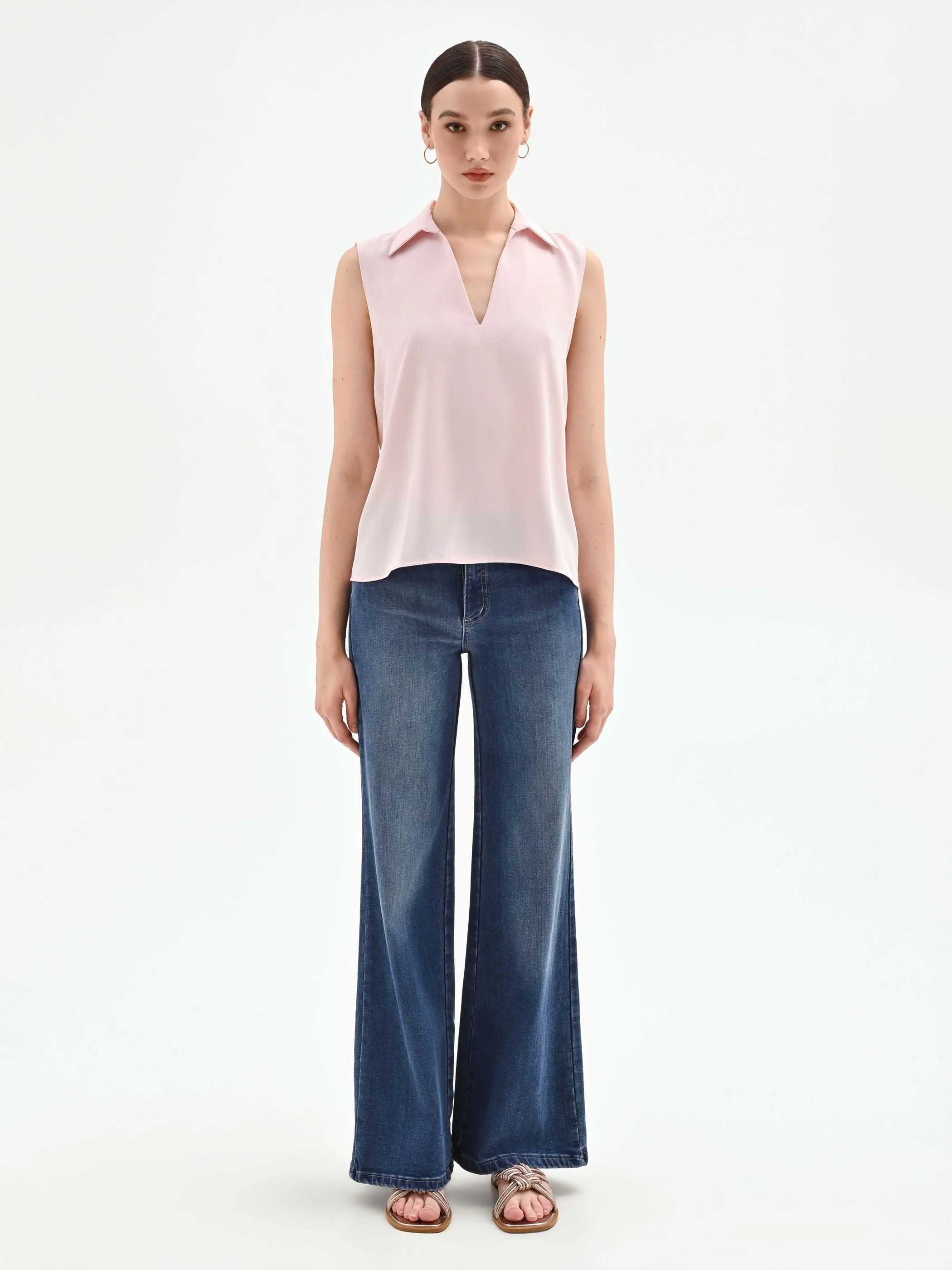 Blusa rosa pastello con collo a rever - Image 3