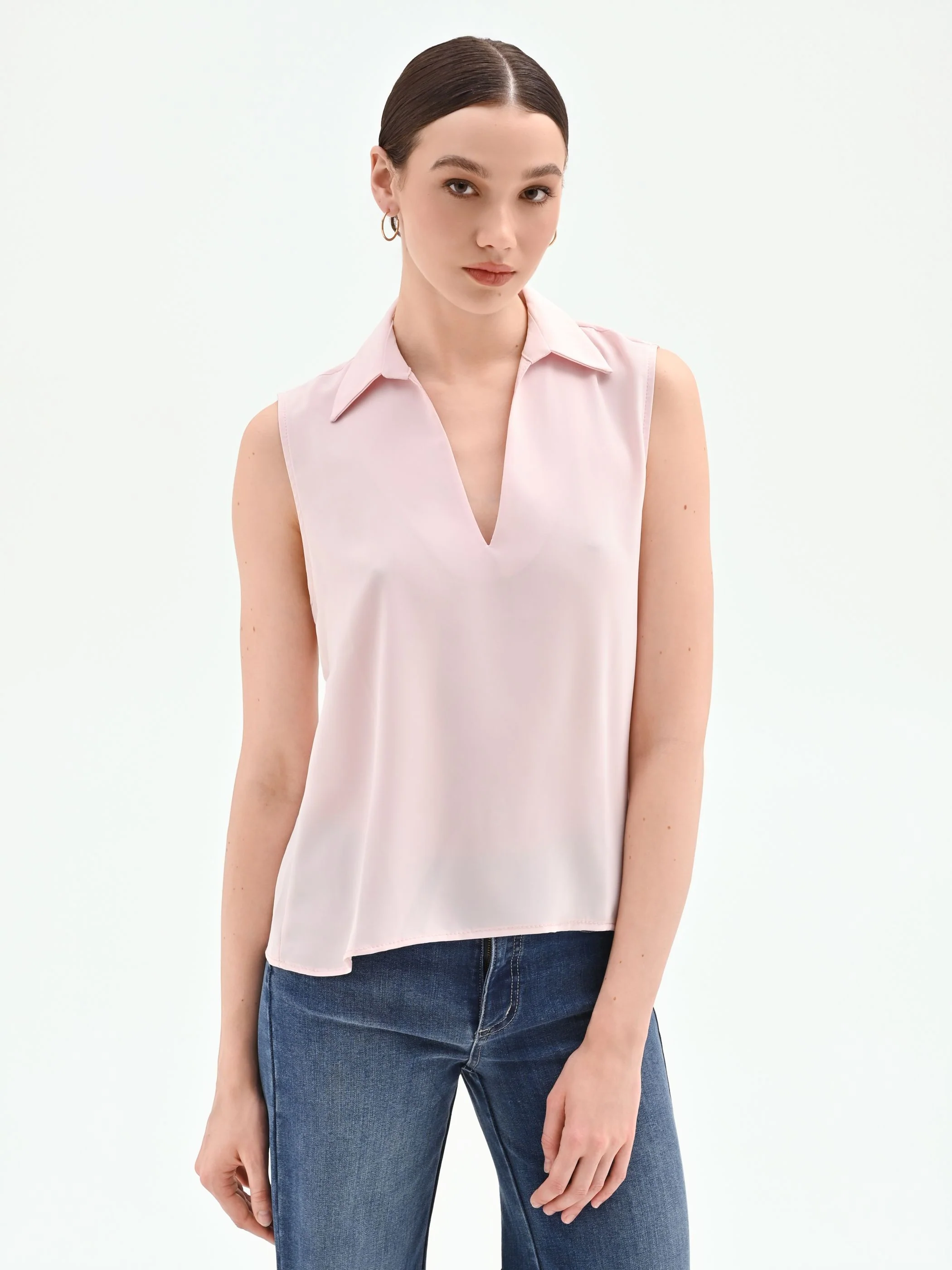 Blusa rosa pastello con collo a rever - Image 5