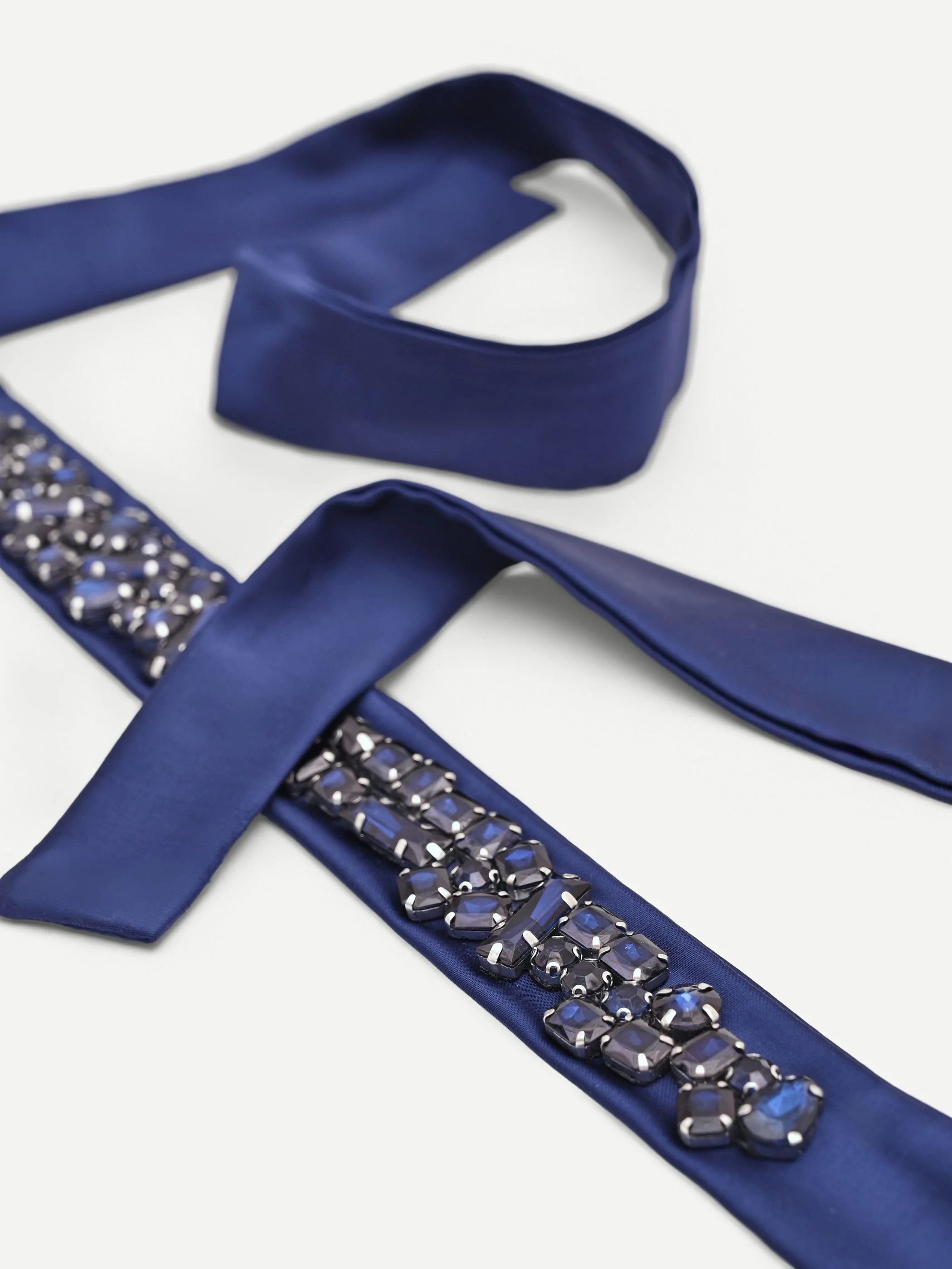 Cintura atelier blu indaco con pietre