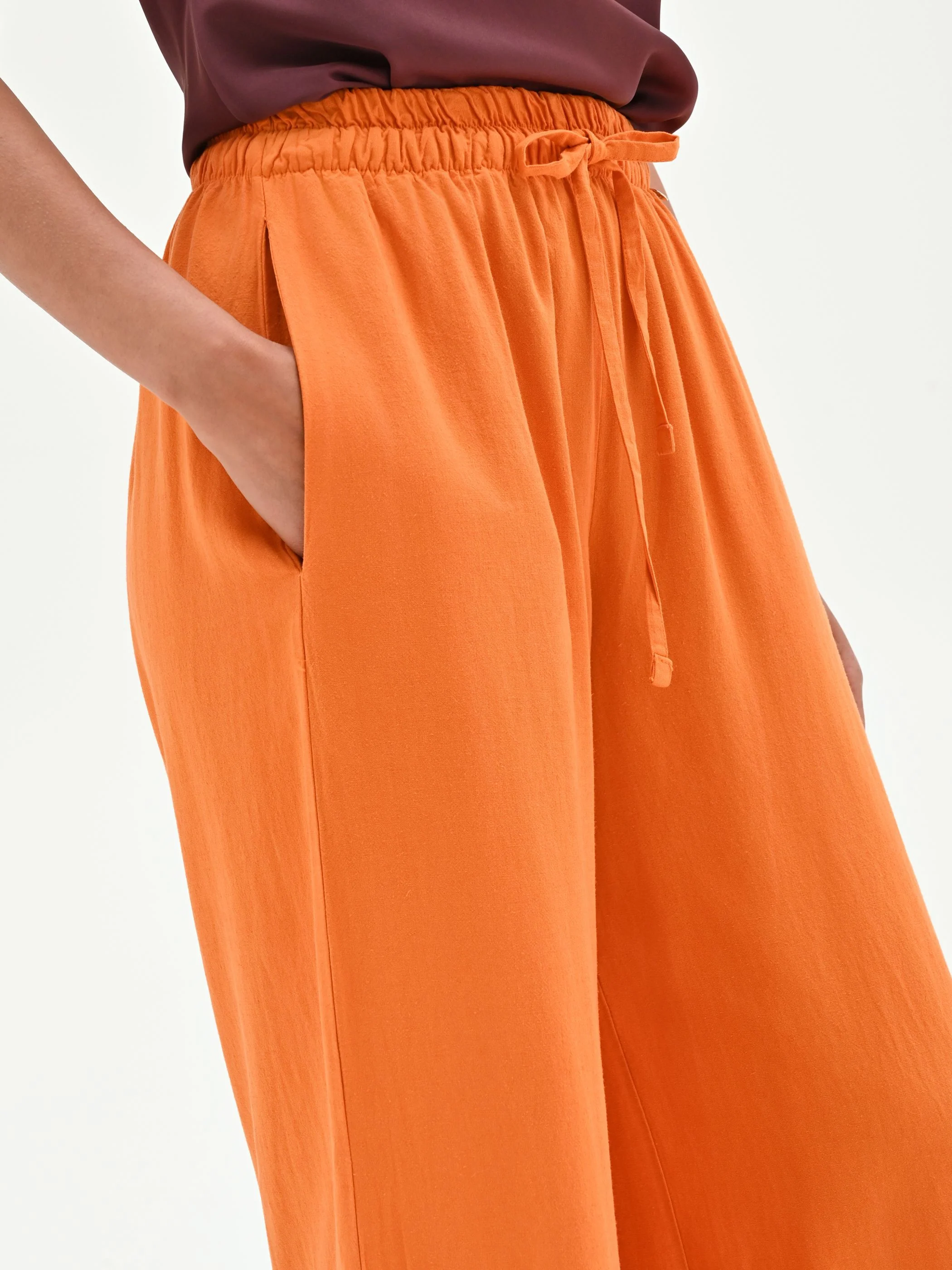 Pantalone a palazzo arancione in lino - Image 2