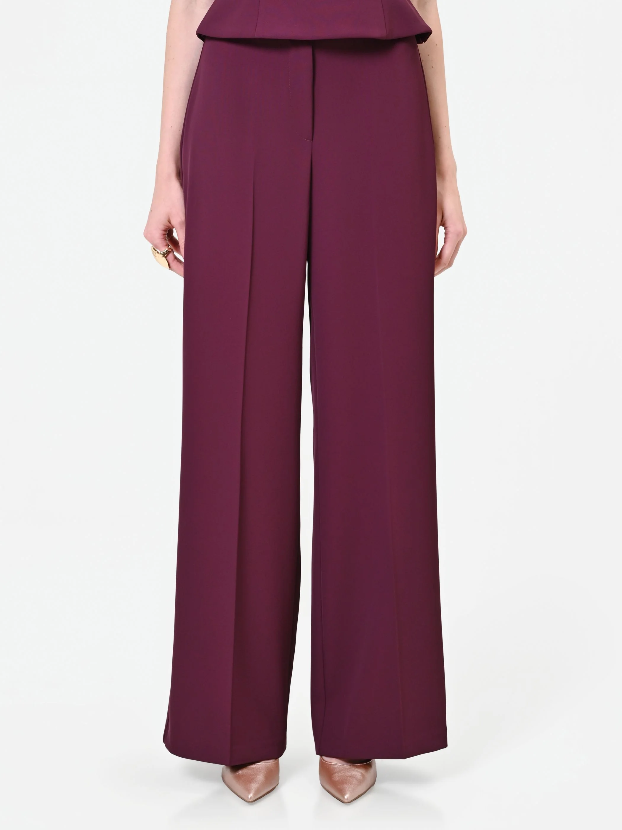 Pantalone a palazzo bordeaux dalla linea fluida - Image 2