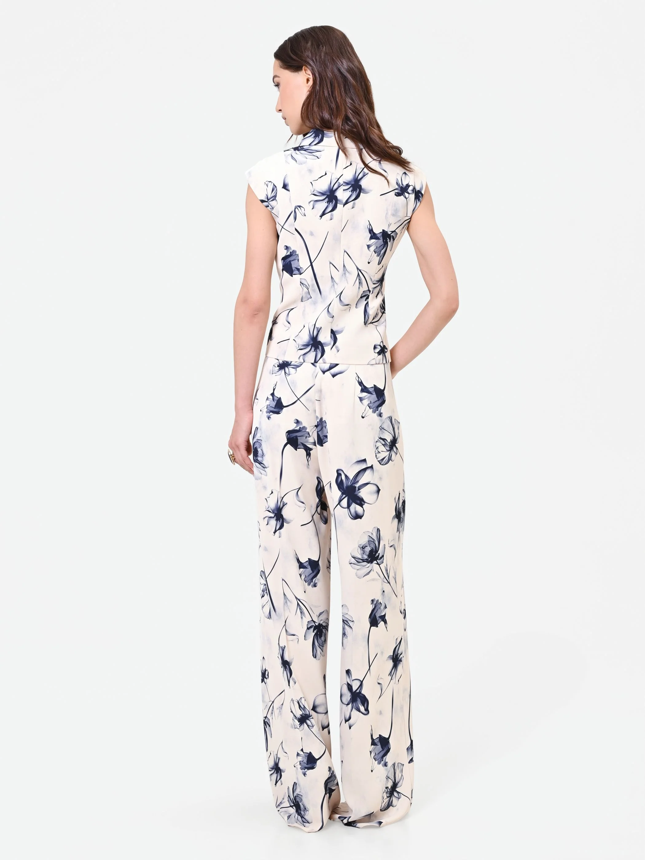 Pantalone a palazzo stampa floreale blu navy - Image 4