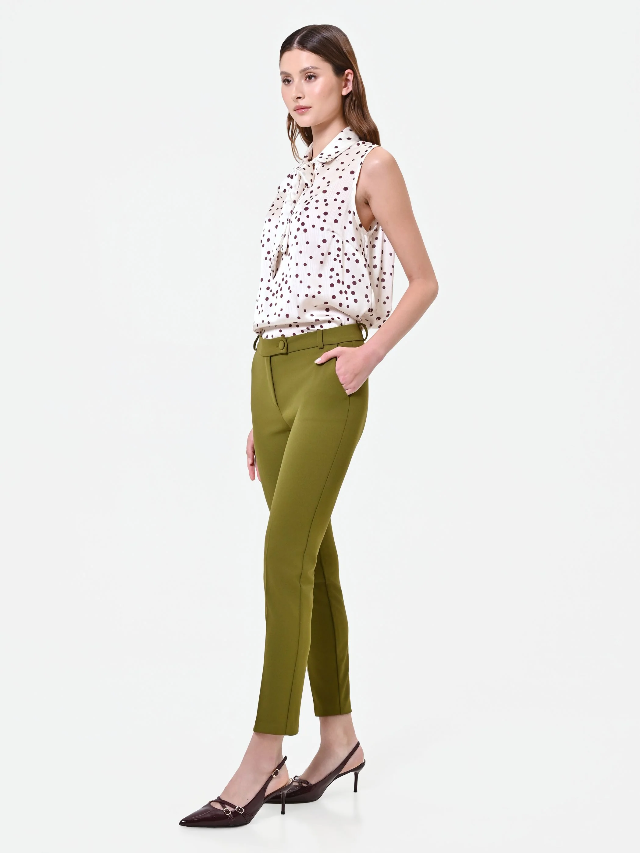 Pantaloni a sigaretta verde olio - Image 5