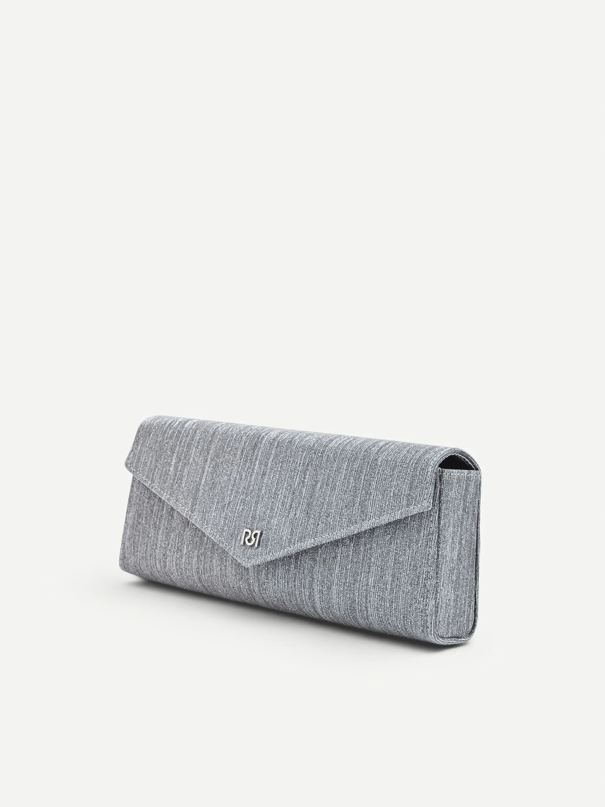 Pochette argento brillante dal design rettangolare