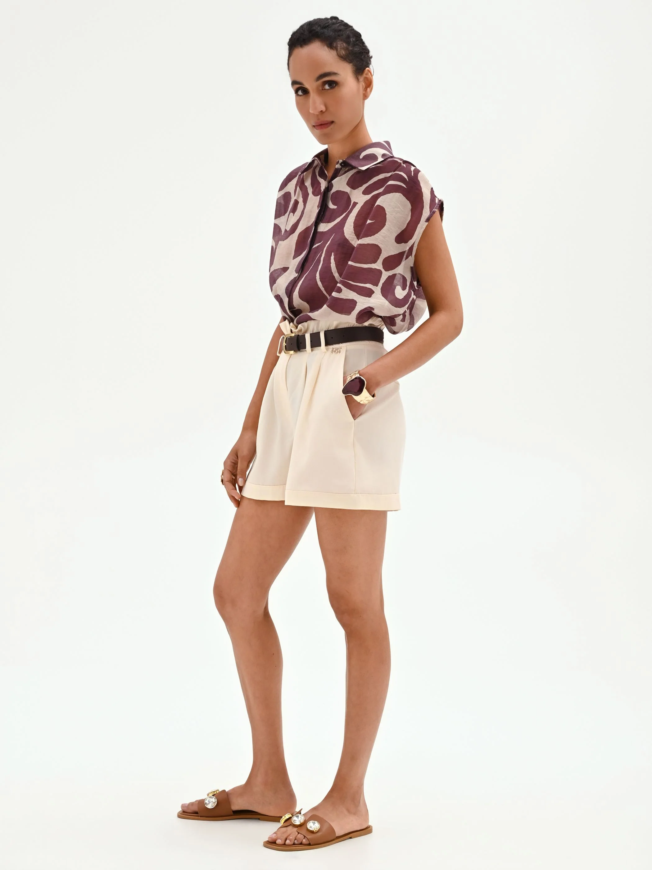 Short panna a vita alta con pinces - Image 5